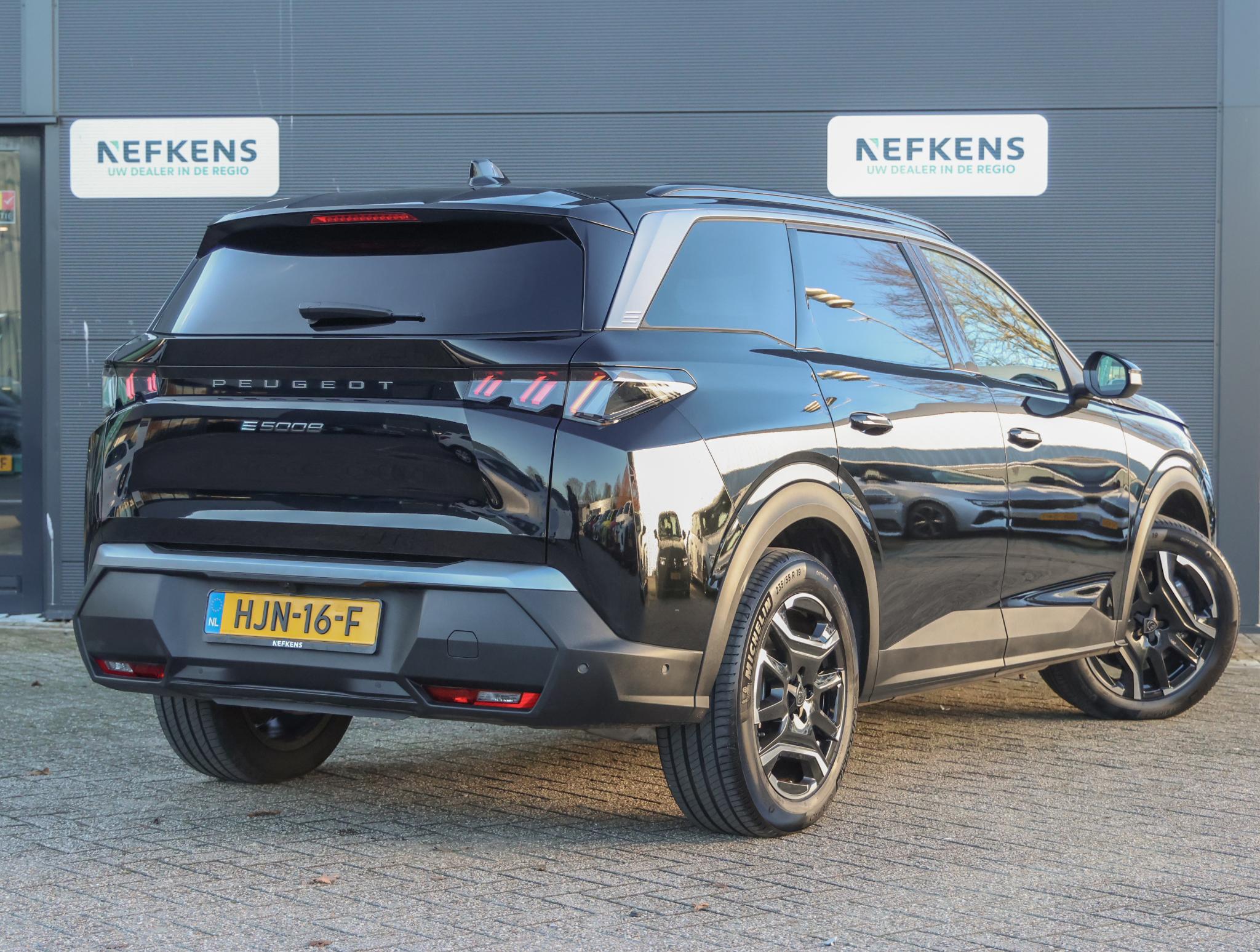 Peugeot e-5008 SUV Allure Avantage 73 kWh - Afbeelding 3