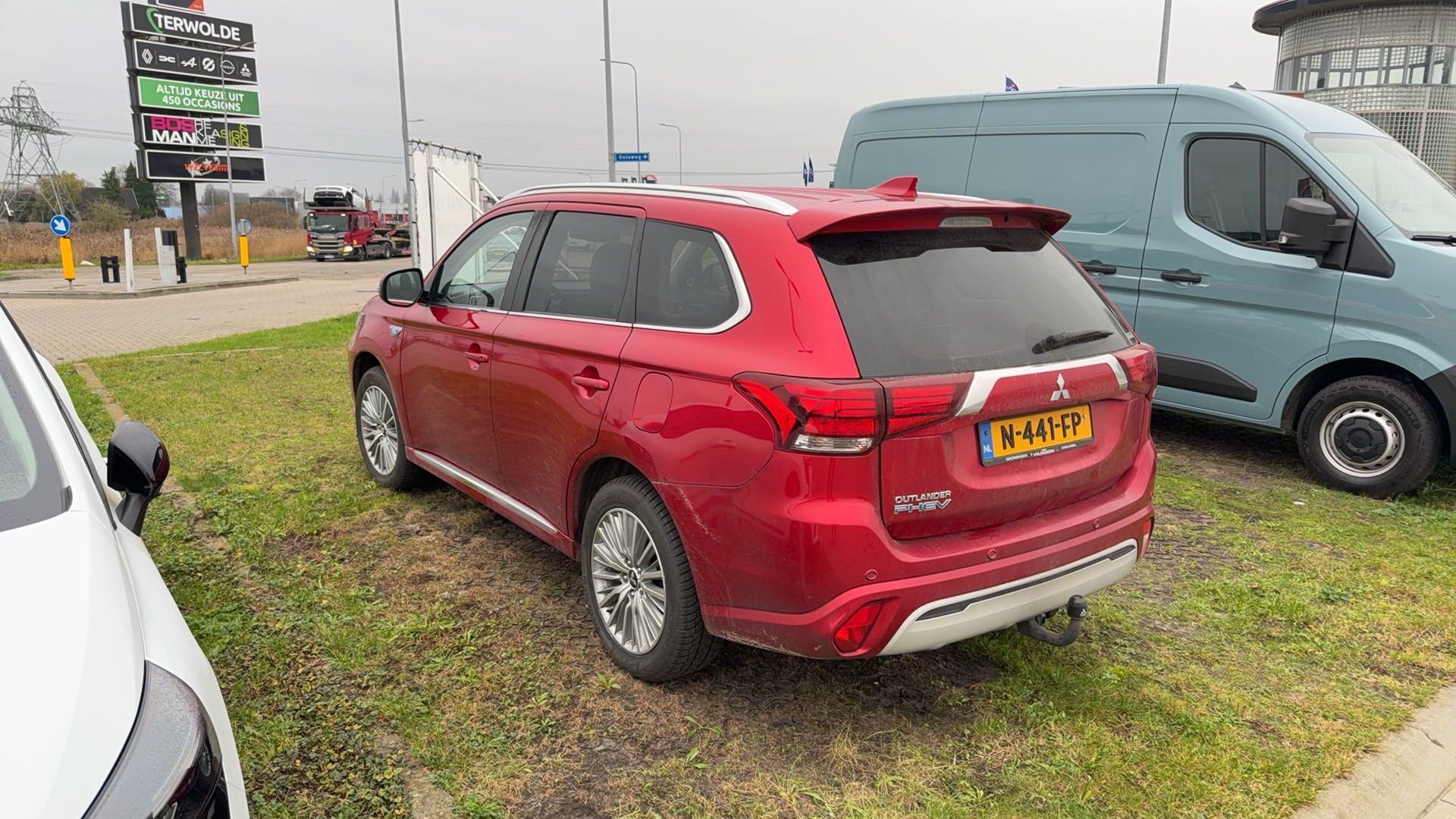 Mitsubishi Outlander 2.4 PHEV Intense+ - Afbeelding 2