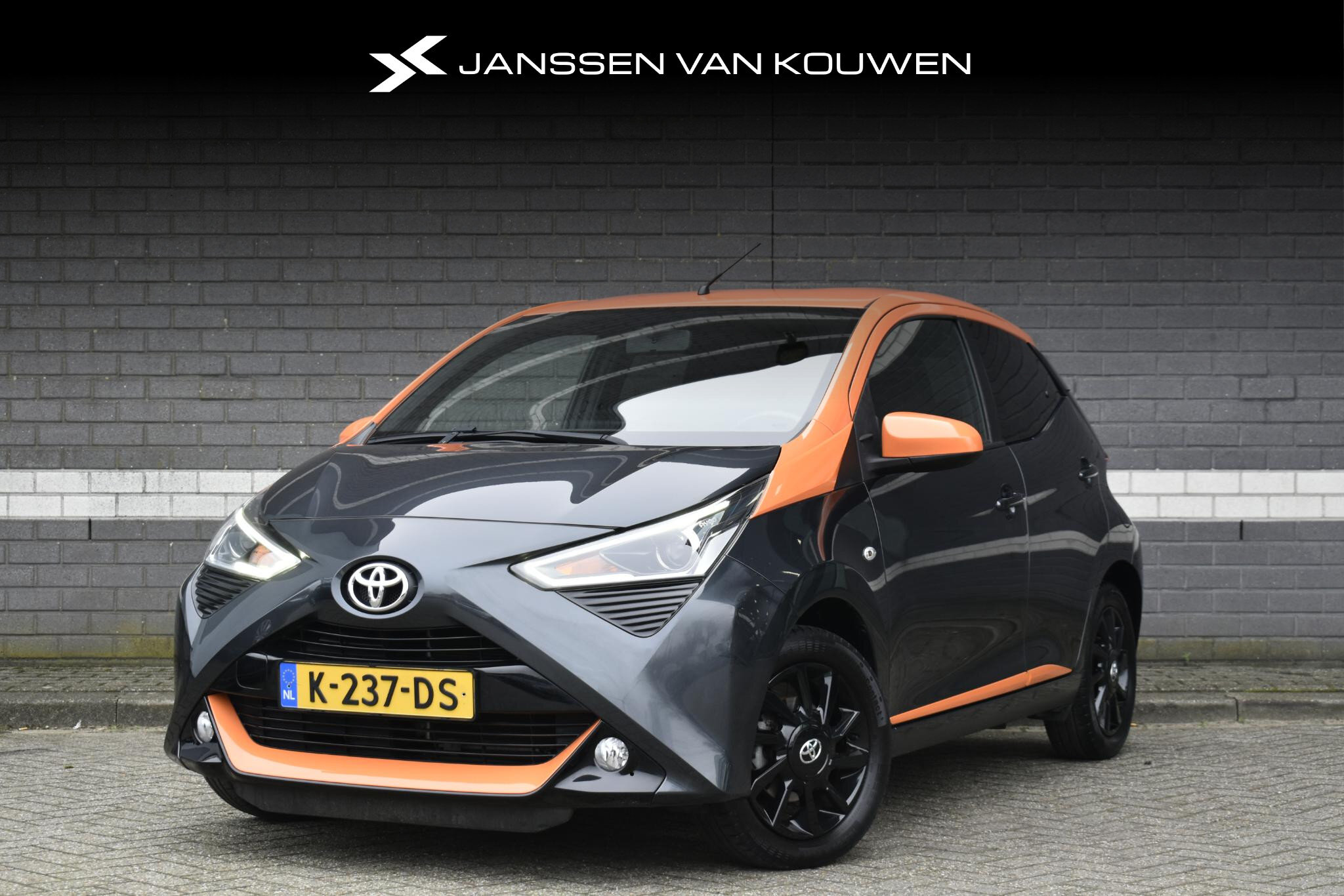 Toyota Aygo 1.0 VVT-i x-JBL