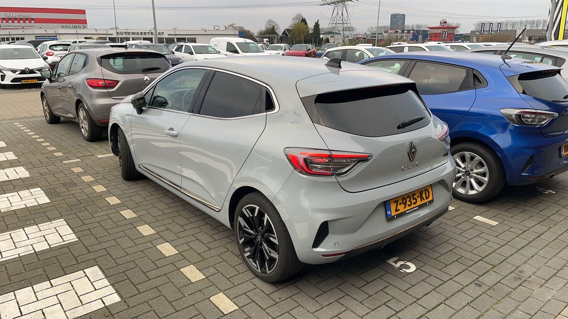 Renault Clio E-Tech full hybrid 145 techno - Afbeelding 2