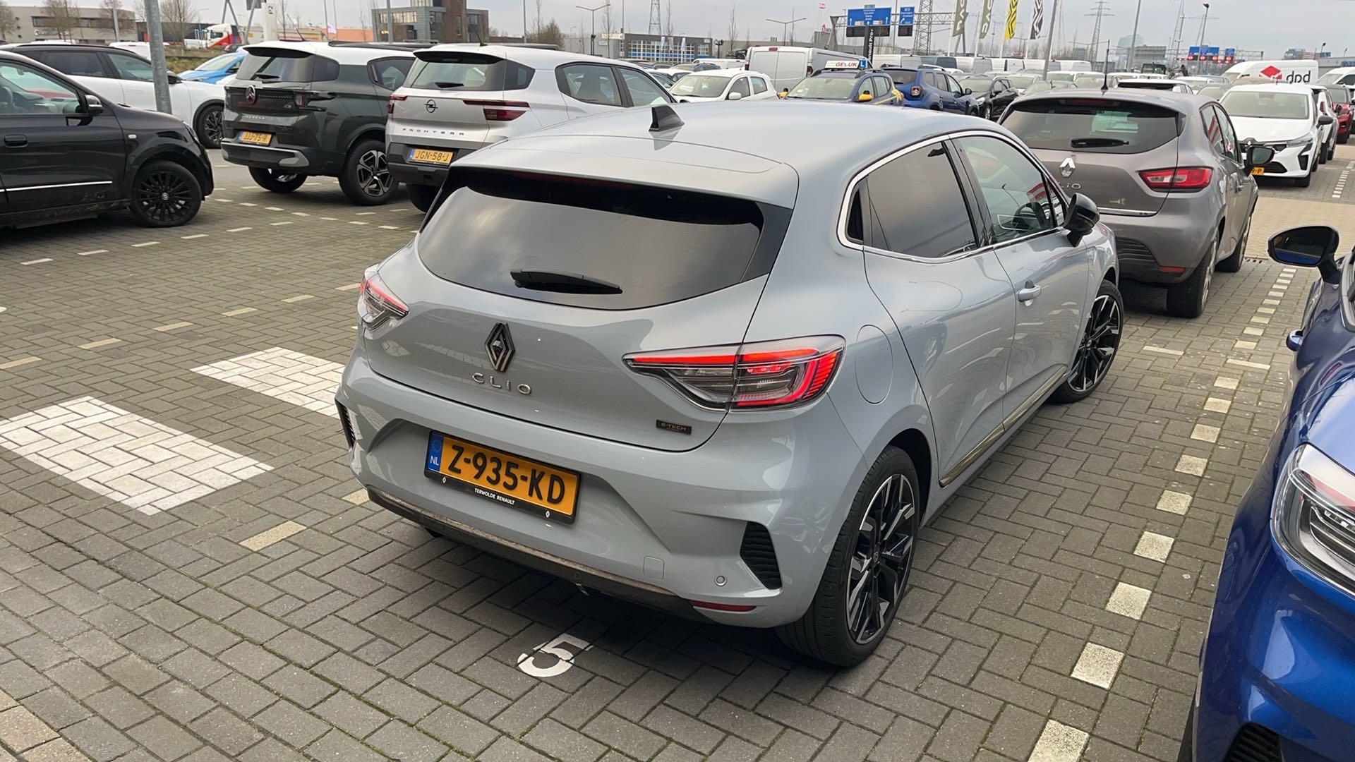 Renault Clio E-Tech full hybrid 145 techno - Afbeelding 3