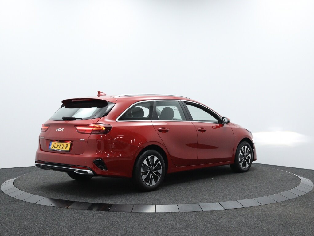 Kia Ceed Sportswagon 1.6 GDI PHEV Dynamic plus Line | Navi | Camera | Stoelverwarming - Afbeelding 2
