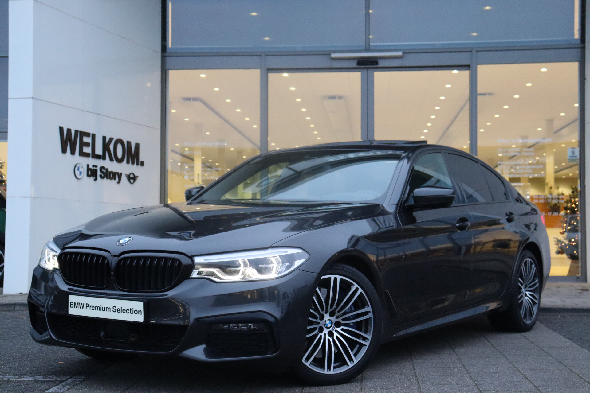 BMW 5 Serie 540i High Executive M Sport Automaat