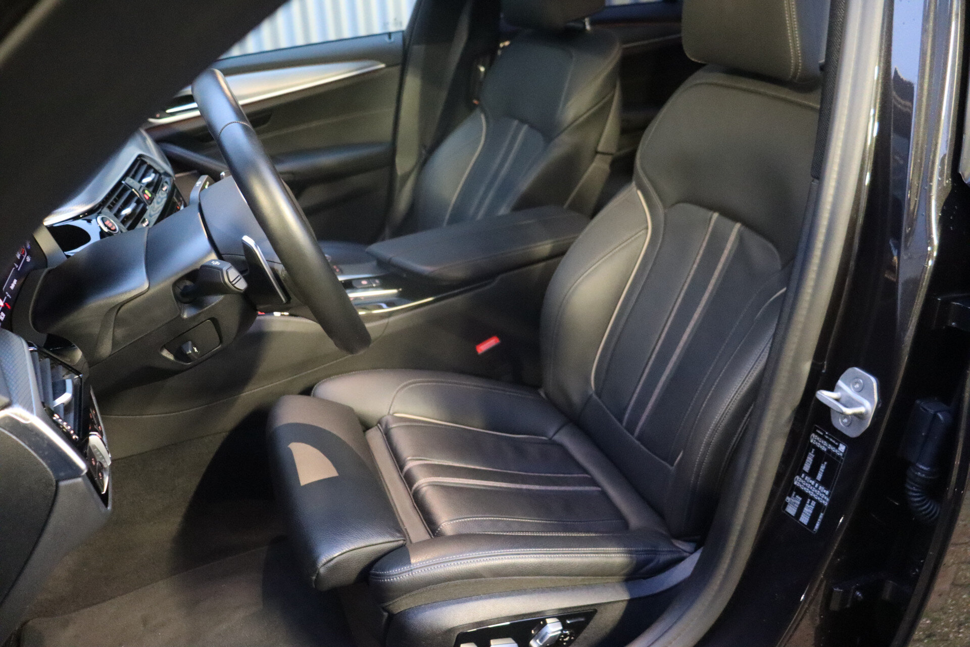 BMW 5 Serie 540i High Executive M Sport Automaat - Afbeelding 4