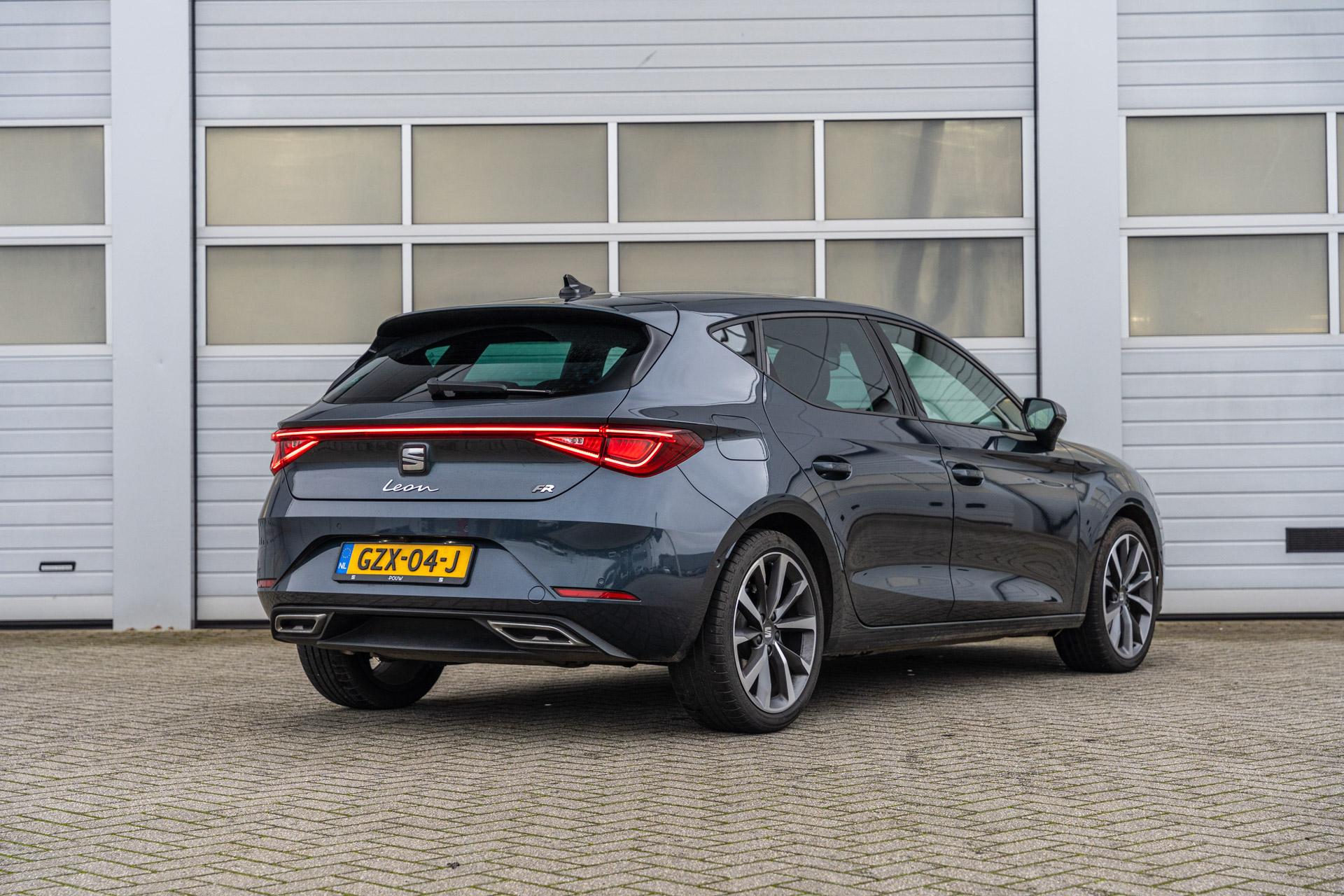 SEAT Leon 1.5 TSI 115pk Style Business Intense - Afbeelding 2