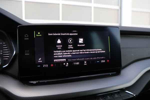 Apple Carplay/Android Auto