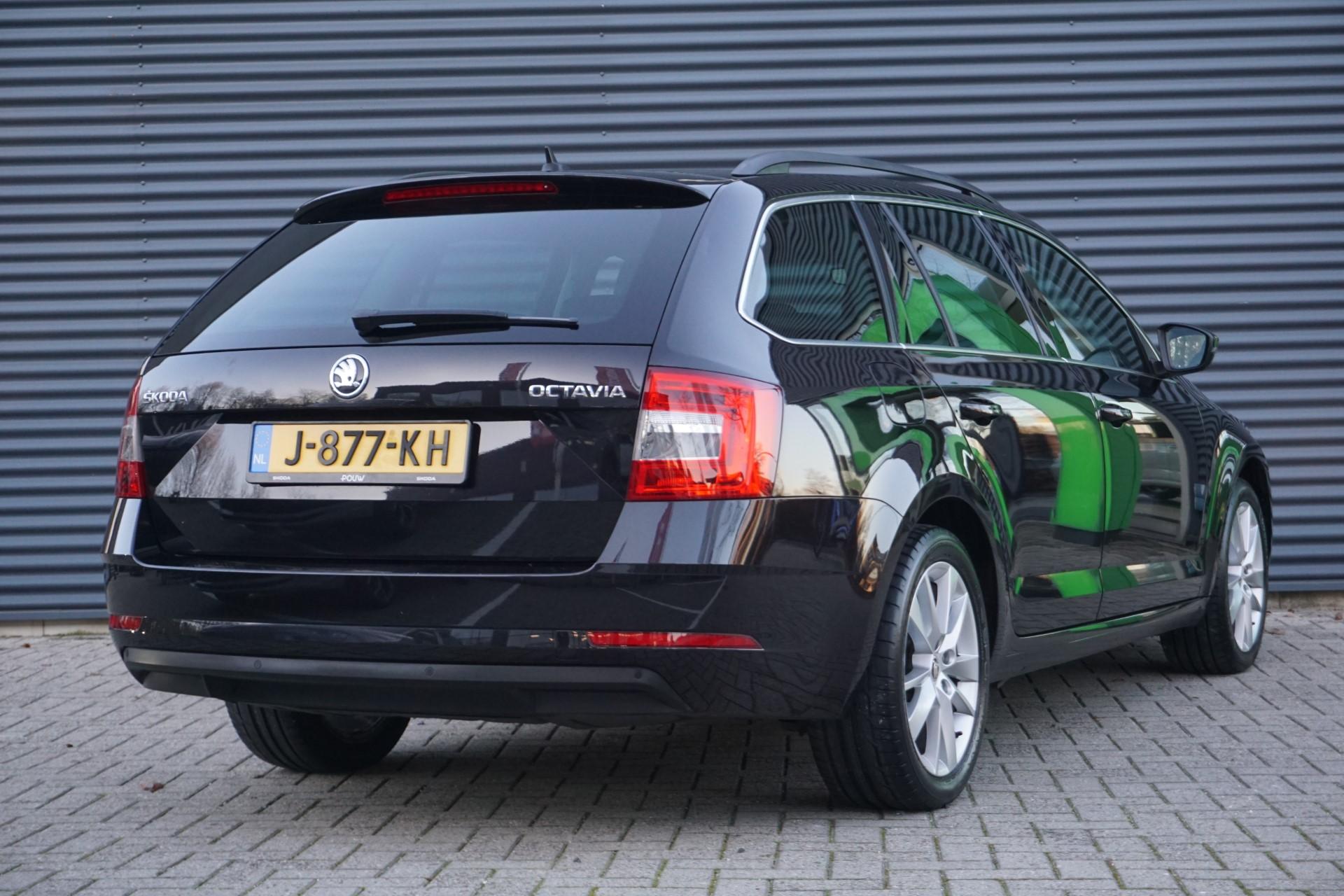 Skoda Octavia Combi 1.0 TSI 115pk Business Edition - Afbeelding 2