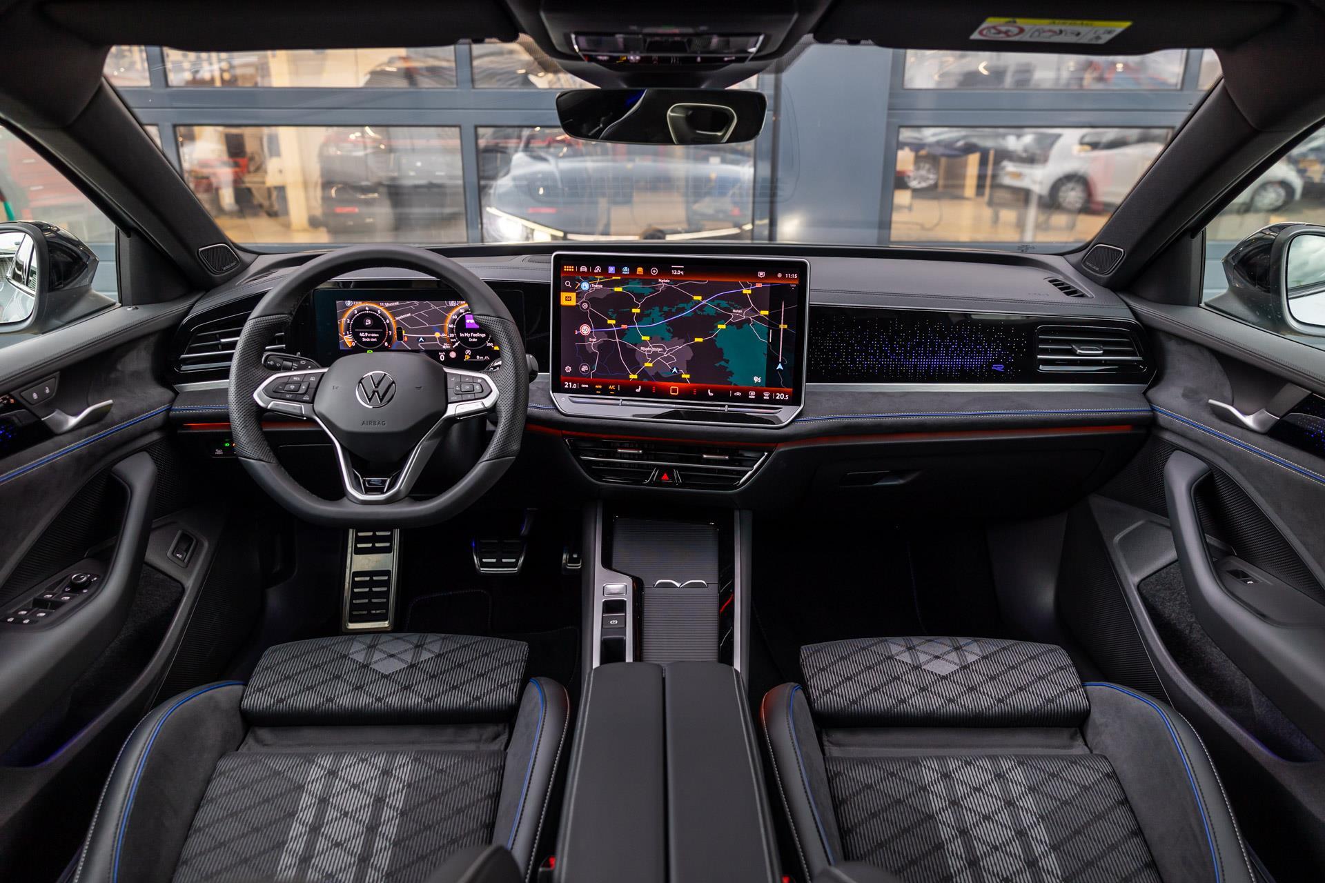 Volkswagen Passat Variant 1.5 eTSI 150pk DSG R-Line Business - Afbeelding 5