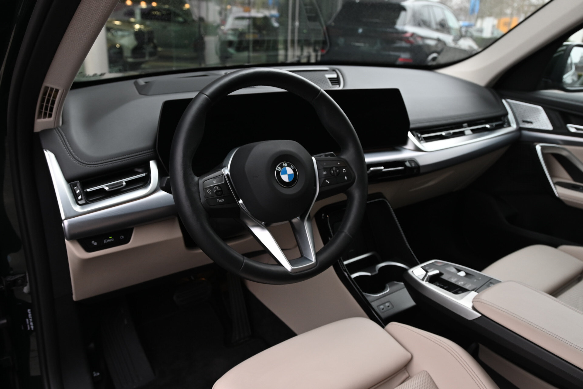 BMW X1 sDrive20i High Executive xLine Automaat - Afbeelding 4