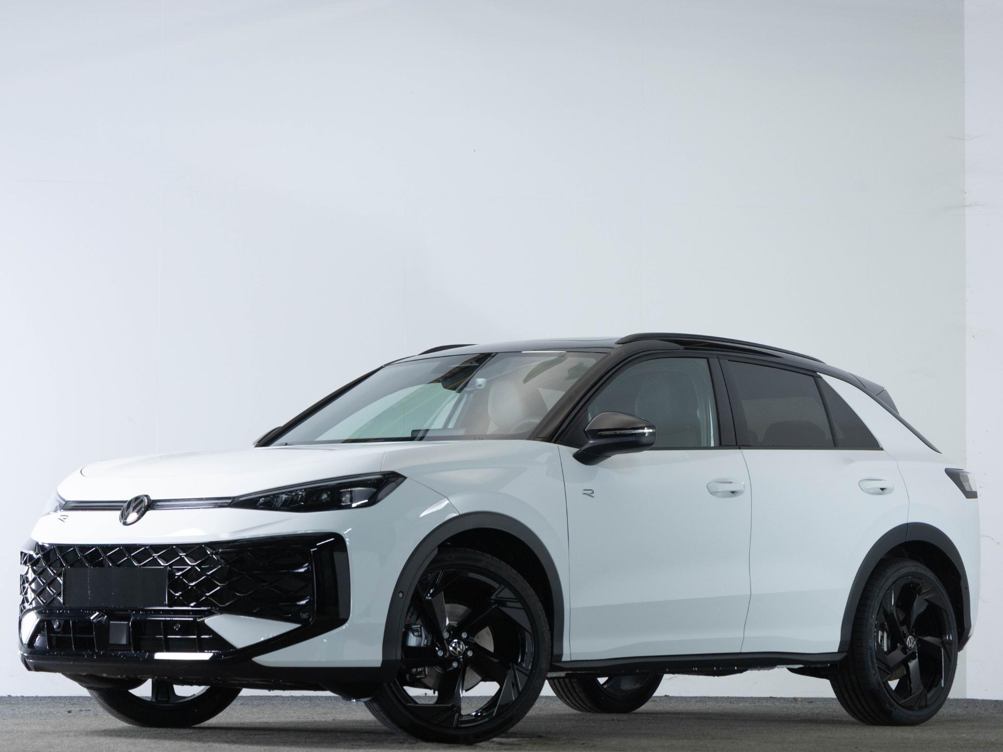 Volkswagen T-Roc R-Line First Edition 1.5 eTSI 150 PK