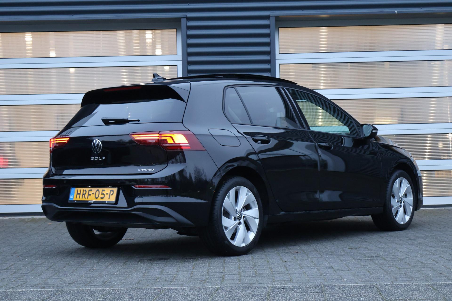 Volkswagen Golf 1.5 eHybrid 204pk DSG Life Edition - Afbeelding 2