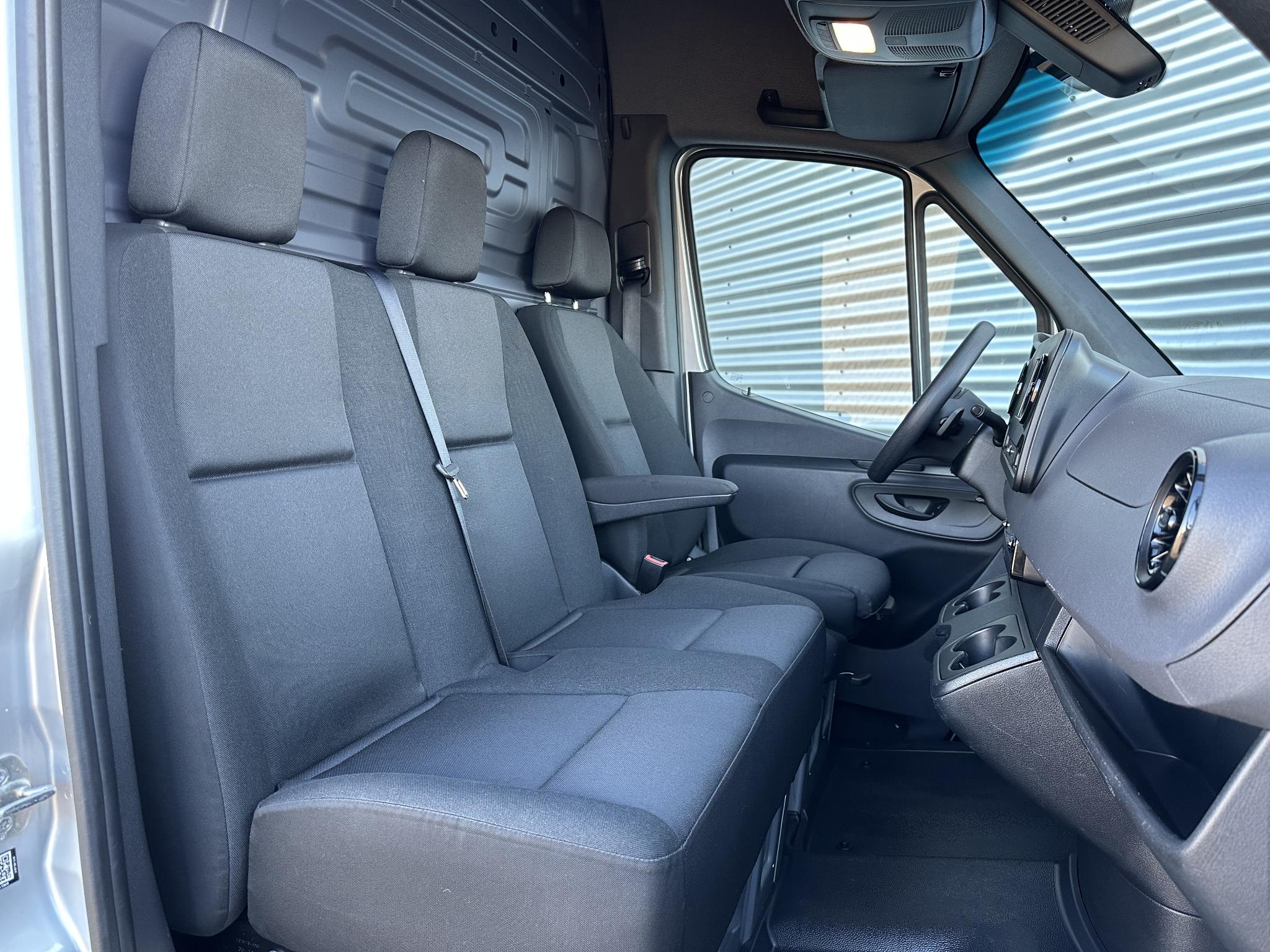 Mercedes-Benz Sprinter 315 CDI  L2H2 Automaat Carplay Navigatie Camera - Afbeelding 3