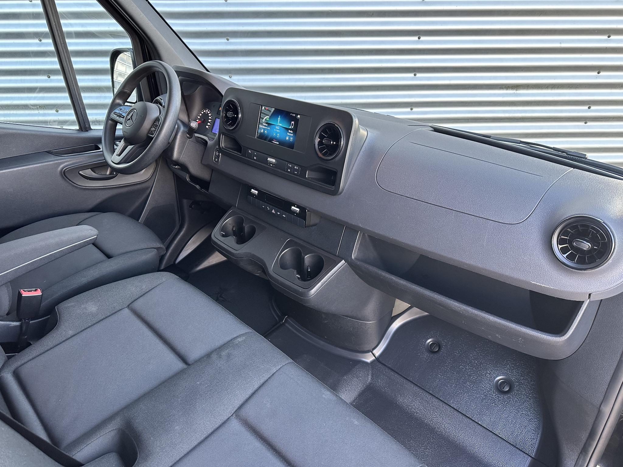 Mercedes-Benz Sprinter 315 CDI  L2H2 Automaat Carplay Navigatie Camera - Afbeelding 3