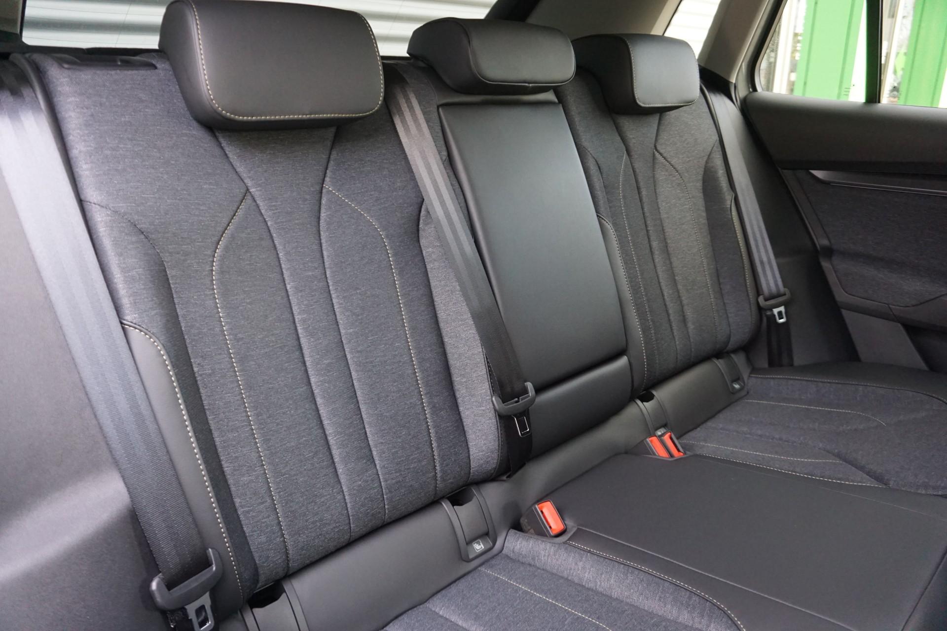 Skoda Elroq 60 205pk Business Edition Tour - Afbeelding 3