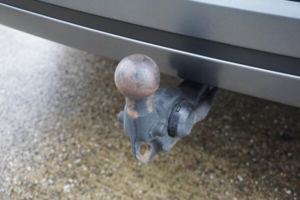 trekhaak elektrisch uitklapbaar