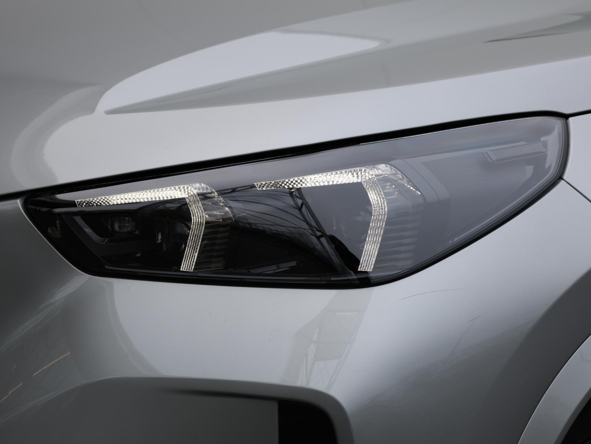 BMW iX1 eDrive20 67 kWh M Sport Edition - Afbeelding 3