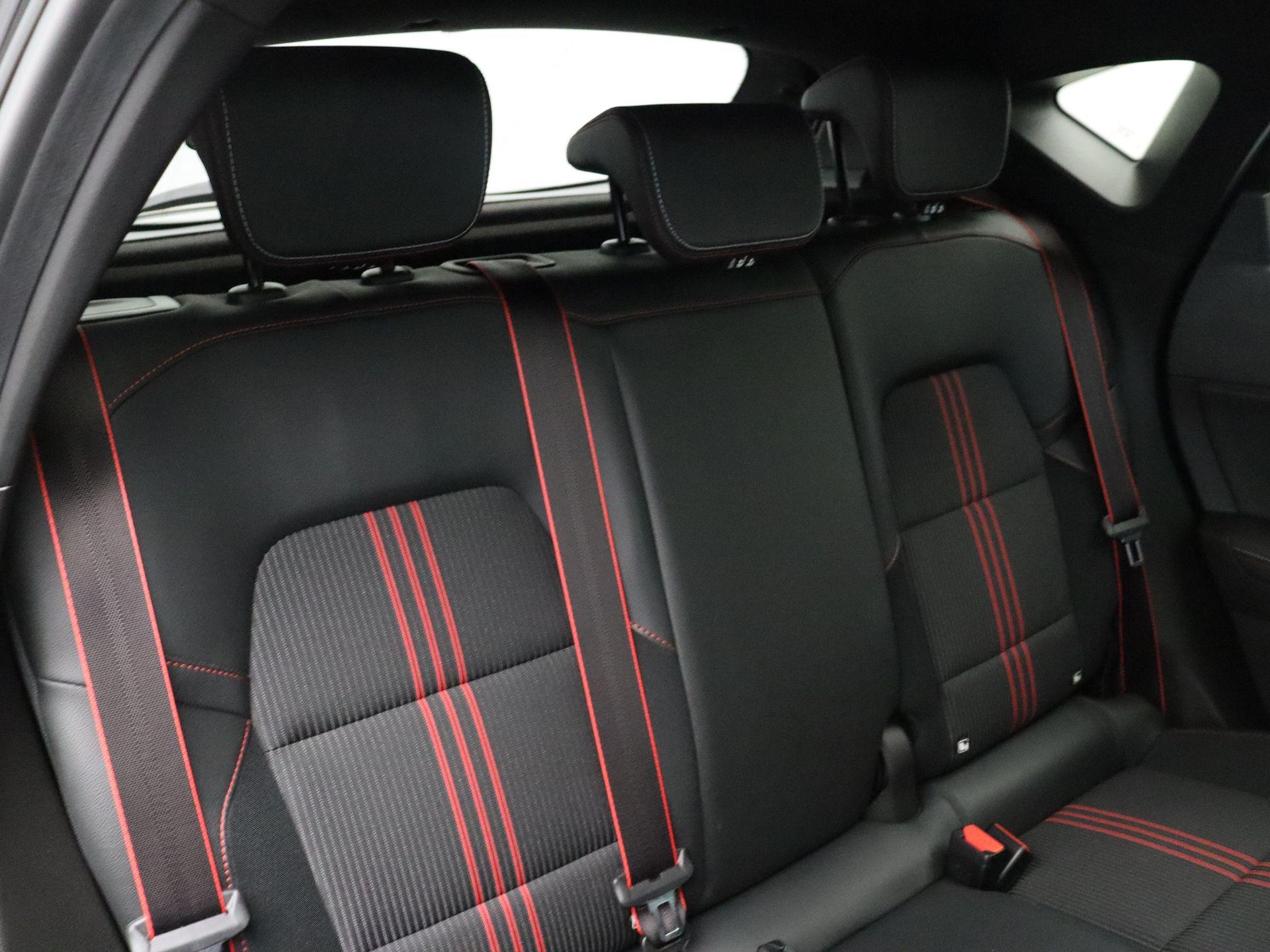 Renault Captur E-Tech Hybrid 145pk R.S. Line - Afbeelding 10
