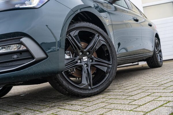 lichtmetalen velgen 5-spaaks 18"