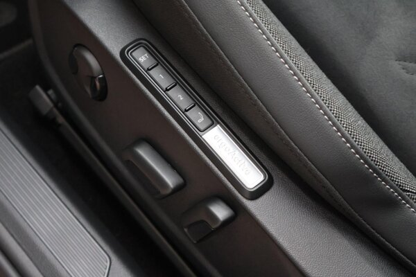 elektrisch verstelbare stoel(en) met geheugen elektrisch verstelbare stoel(en) met geheugen