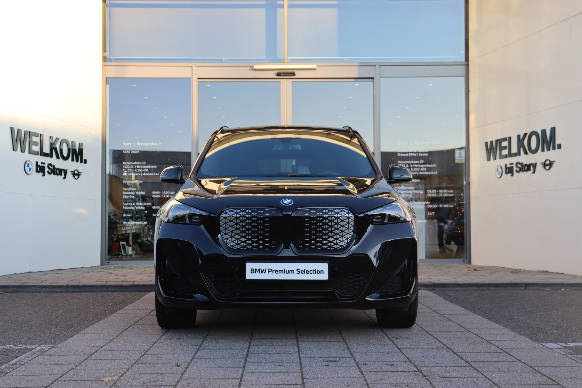 BMW iX1 eDrive20 High Executive M Sport - Afbeelding 2