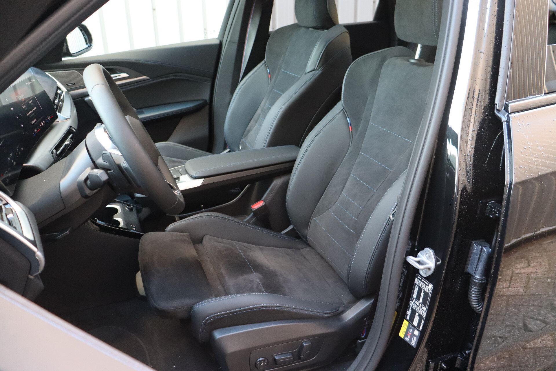 BMW iX1 eDrive20 High Executive M Sport - Afbeelding 4