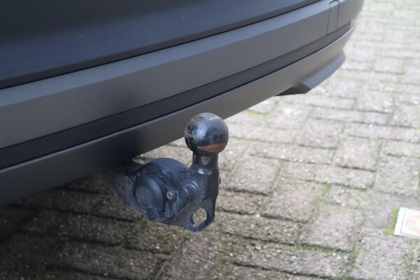 trekhaak elektrisch uitklapbaar