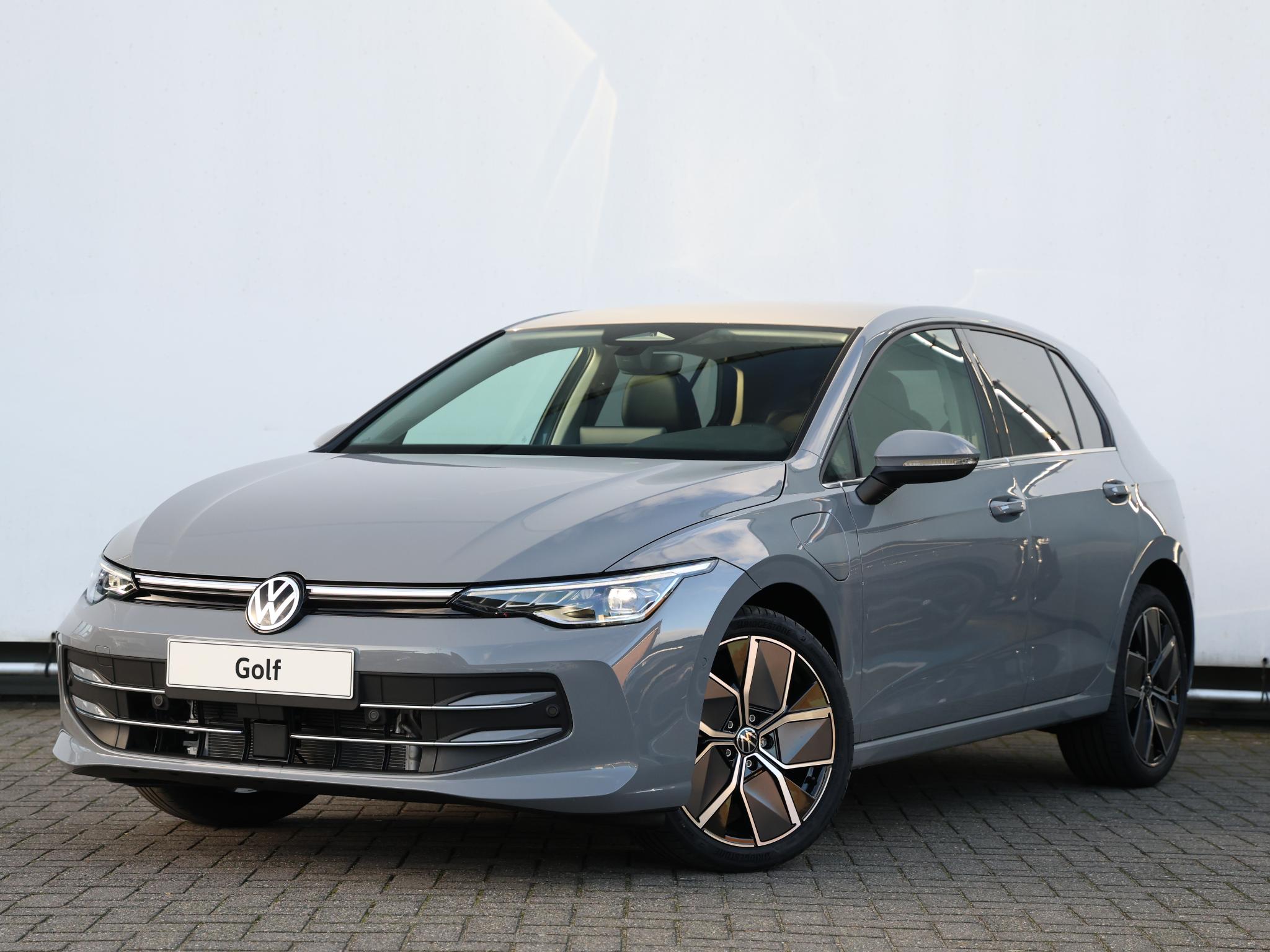 Volkswagen Golf Style Edition 1.5 eHybrid 204 PK