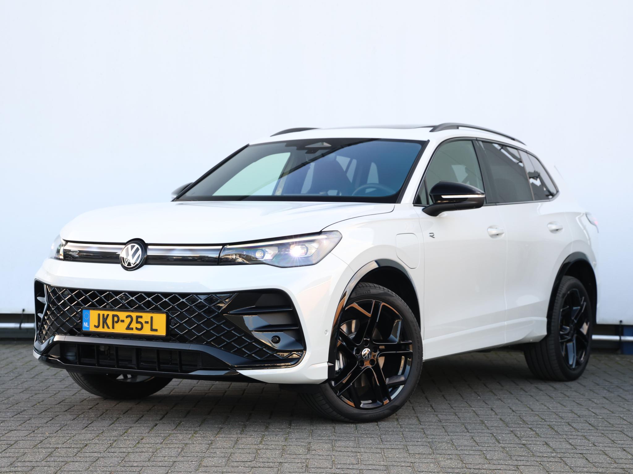 Volkswagen Tiguan 1.5 eHybrid R-Line Edition 272 PK