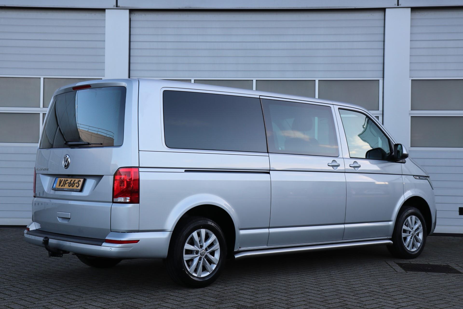 Volkswagen Transporter 2.0 TDI L2H1 150pk 30 DC Highline - Afbeelding 2