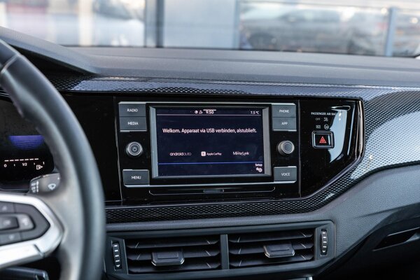 Apple Carplay/Android Auto