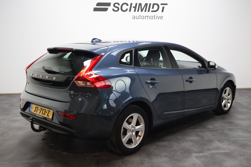 Volvo V40 2.0 T2 Nordic | Trekhaak | Navigatie | Cruise Control - Afbeelding 4