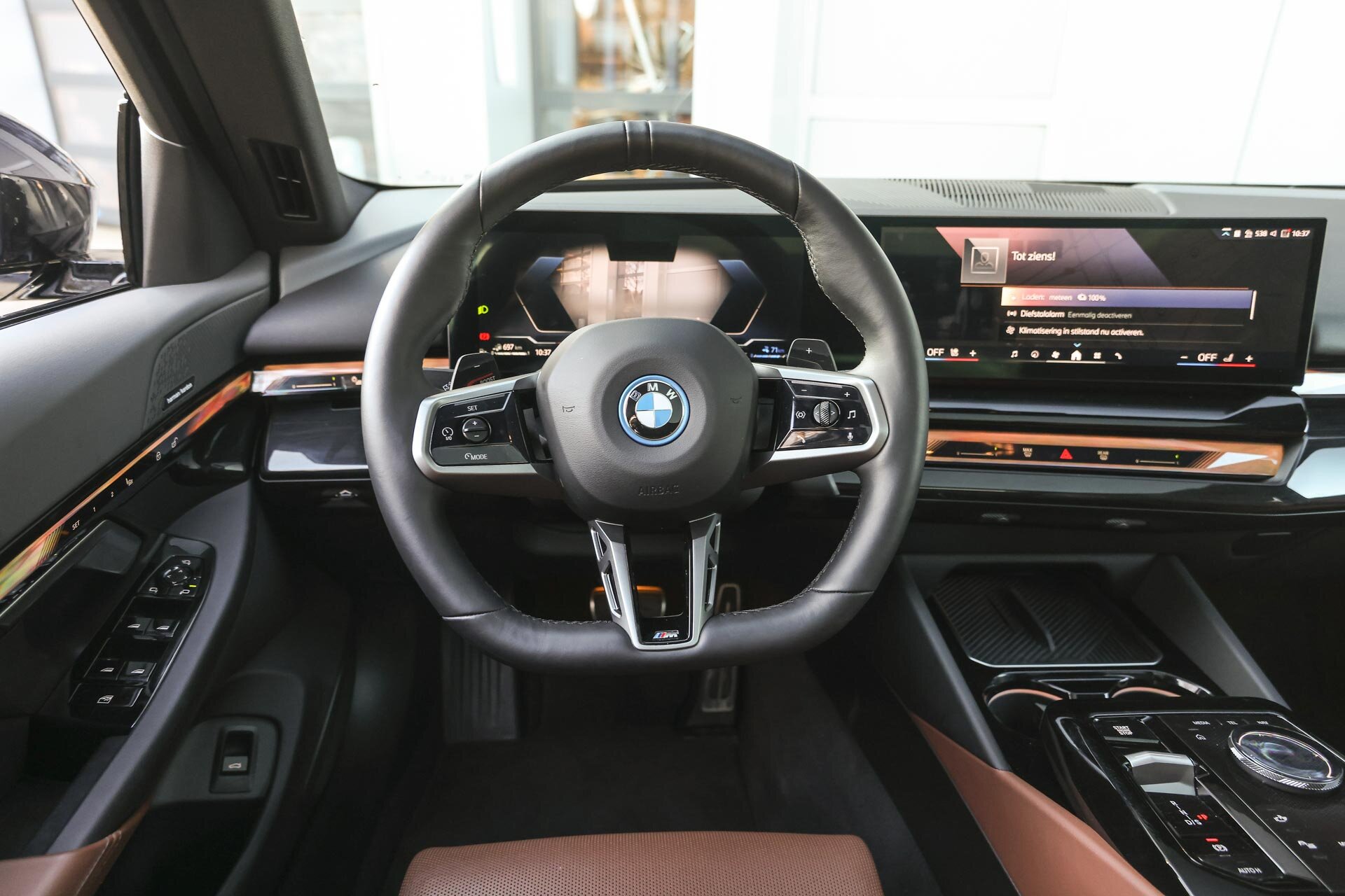 BMW 5 Serie Touring 530e M Sport Automaat - Afbeelding 3