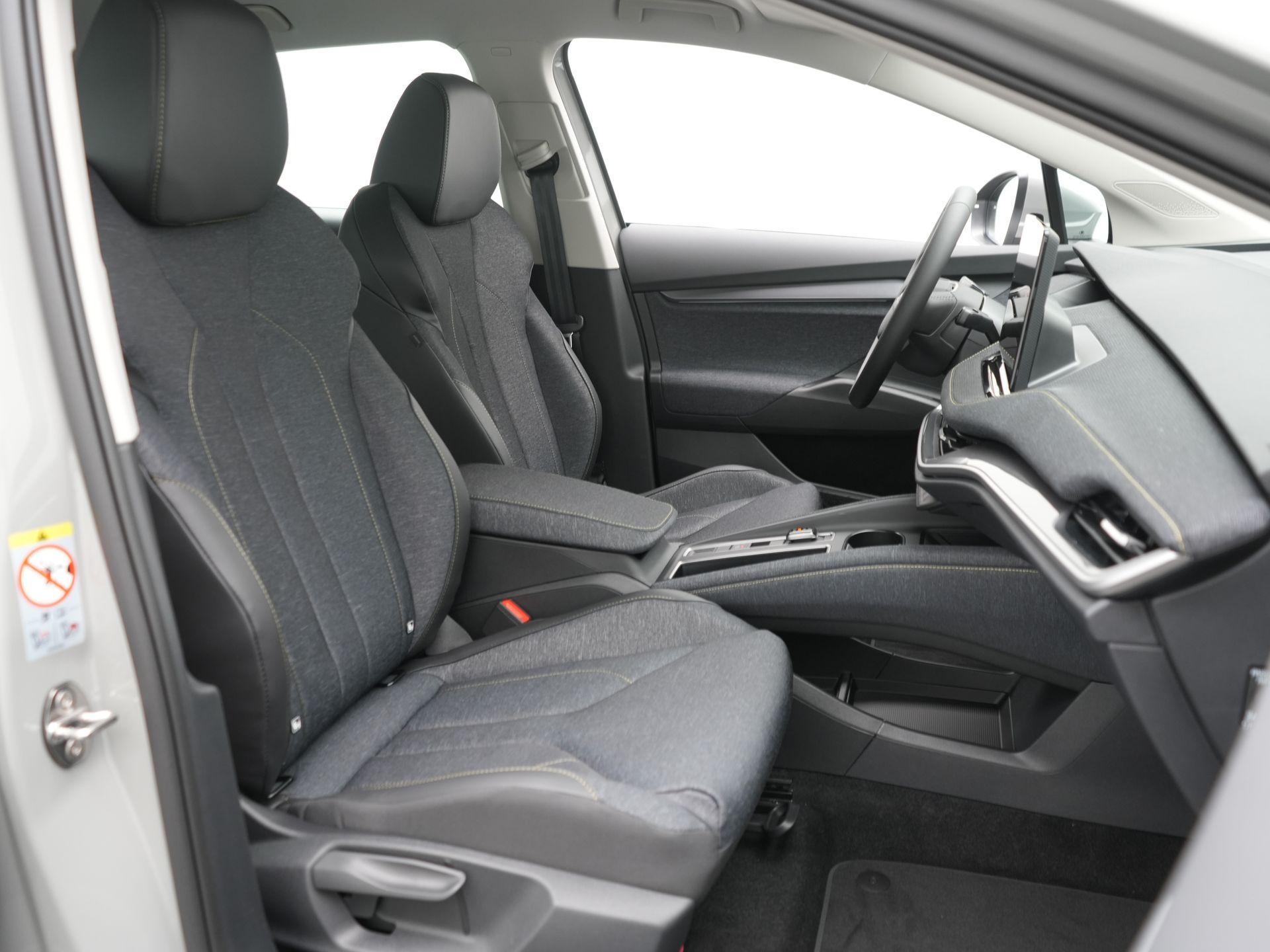 Skoda Elroq Business Edition Elektromotor 150 kW / 204 PK SUV  - Afbeelding 5