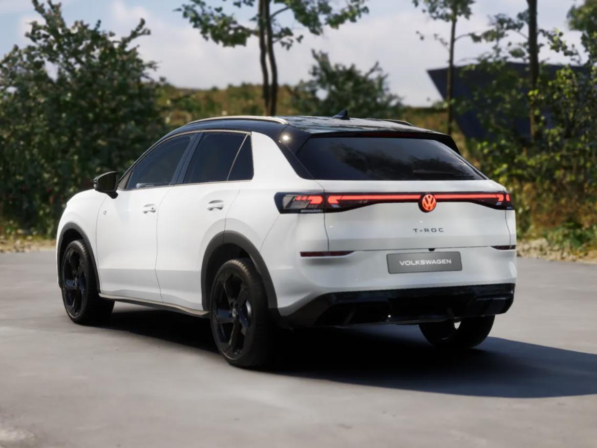 Volkswagen T-Roc R-Line First Edition 1.5 eTSI 110 kW / 150 PK SUV  - Afbeelding 3