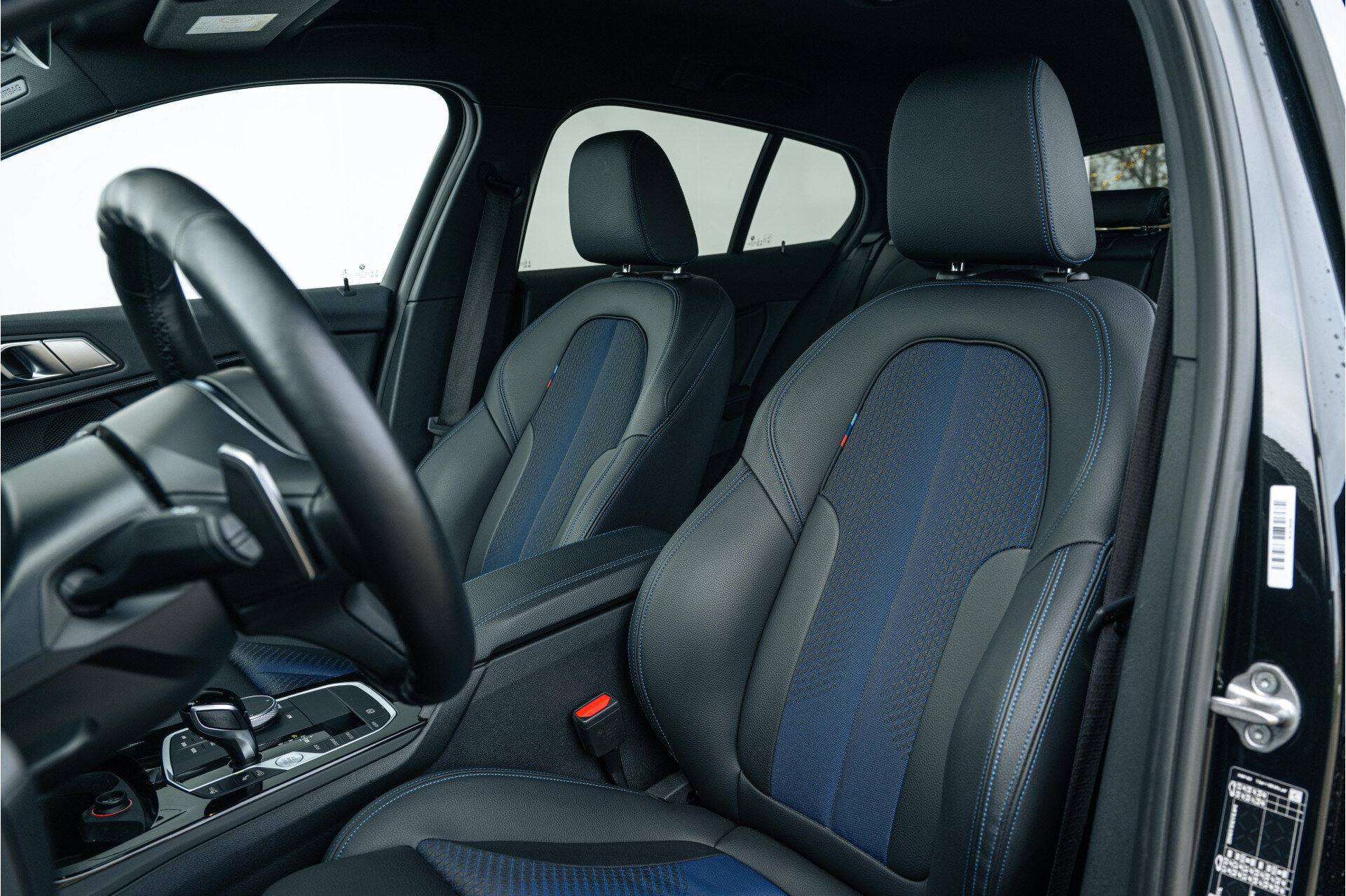 BMW 1 Serie M135i xDrive High Executive M Sport Automaat - Afbeelding 5