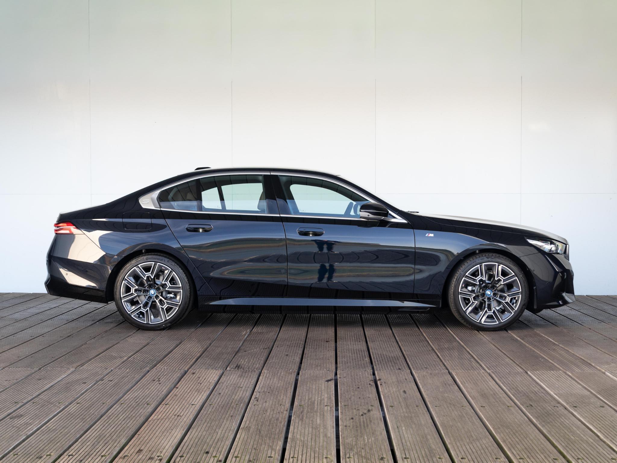 BMW 5 Serie 530e Sedan - Afbeelding 4