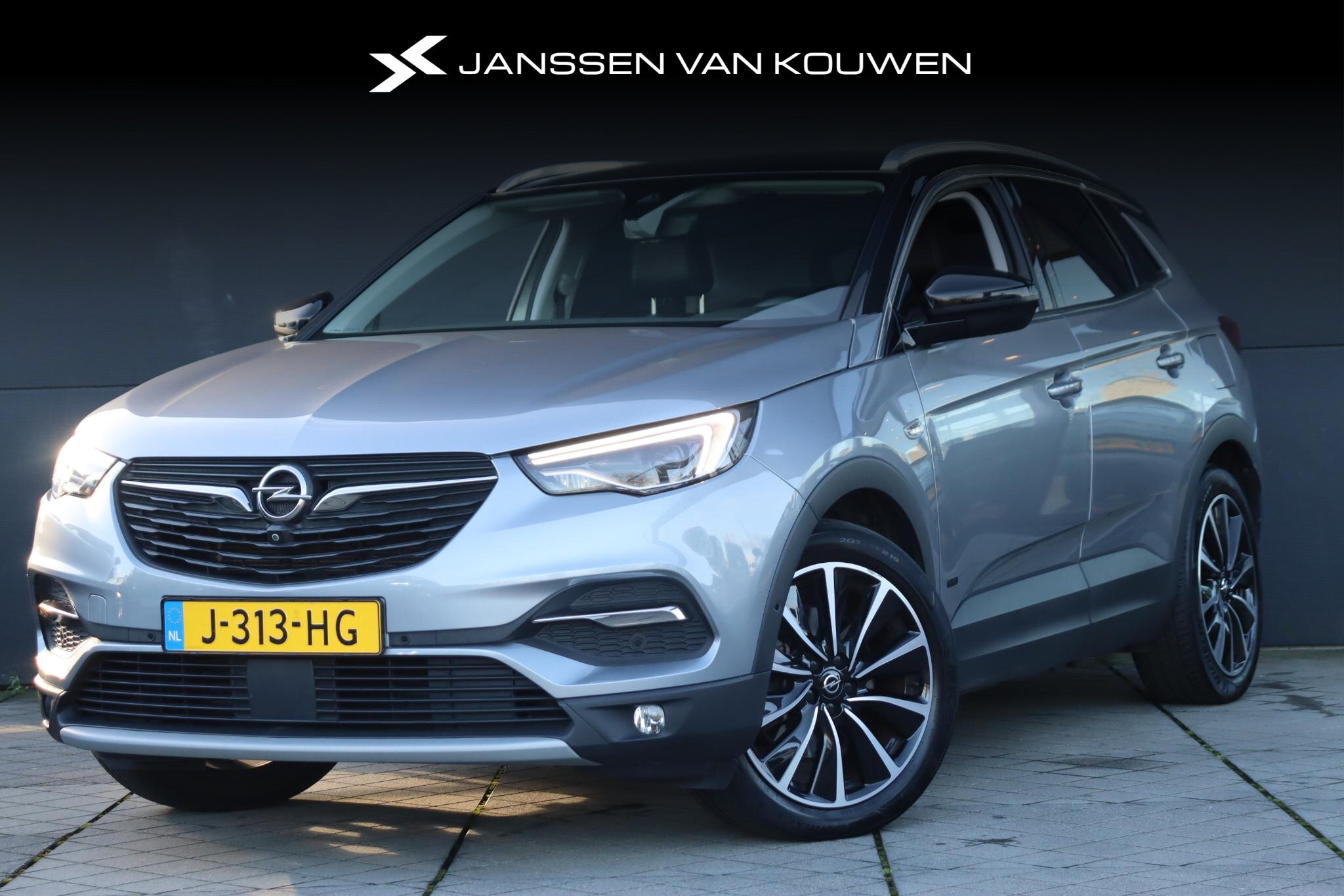 Opel Grandland X 1.6 Turbo Hybrid Ultimate