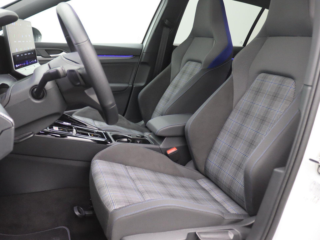 Volkswagen Golf 1.5 eHybrid GTE 272PK Pano-Schuifdak, Black Style, Head-Up Displ - Image 5