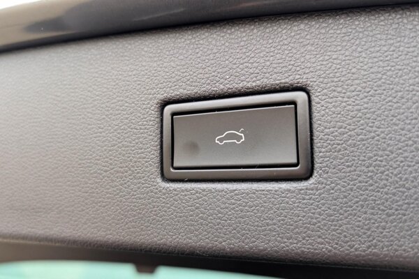 elektrisch bedienbare achterklep elektrisch bedienbare achterklep