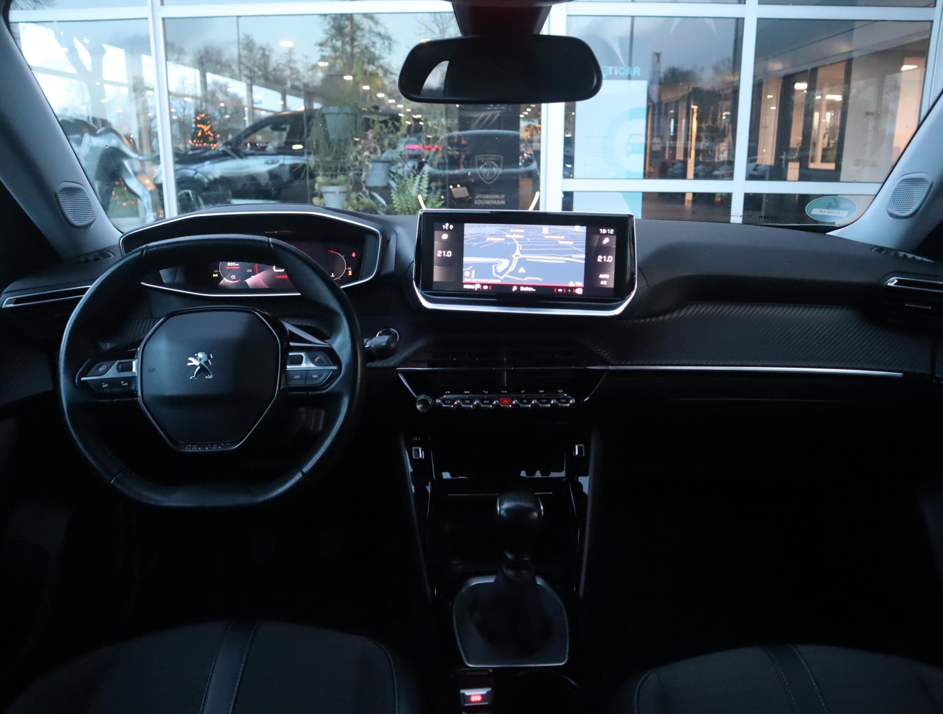 Peugeot 2008 SUV Allure Pack PureTech 130pk H6, Rijklaarprijs, Navigatie Camera Keyless Entry & Start - Afbeelding 5