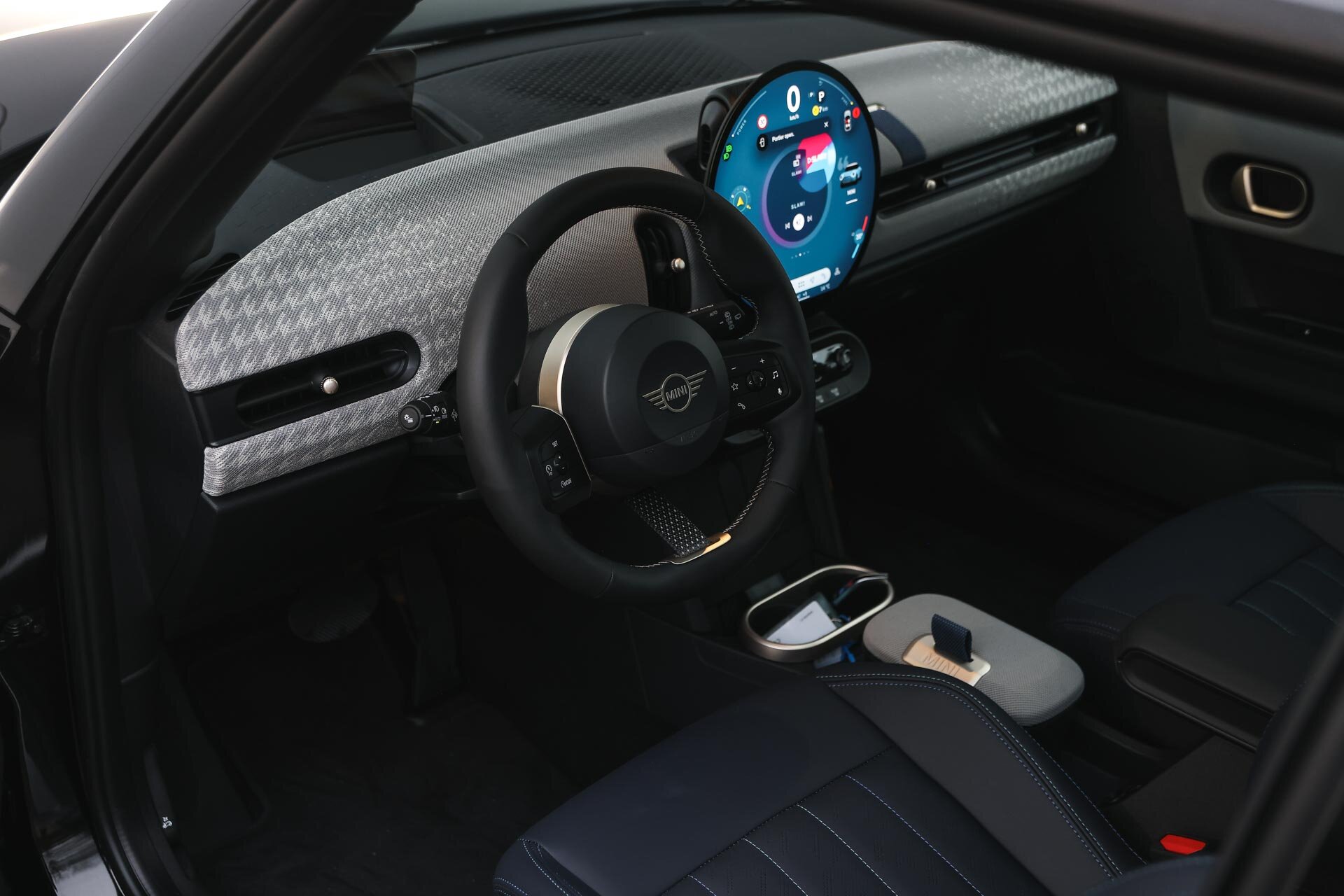 MINI Hatchback Cooper C Automaat - Afbeelding 3