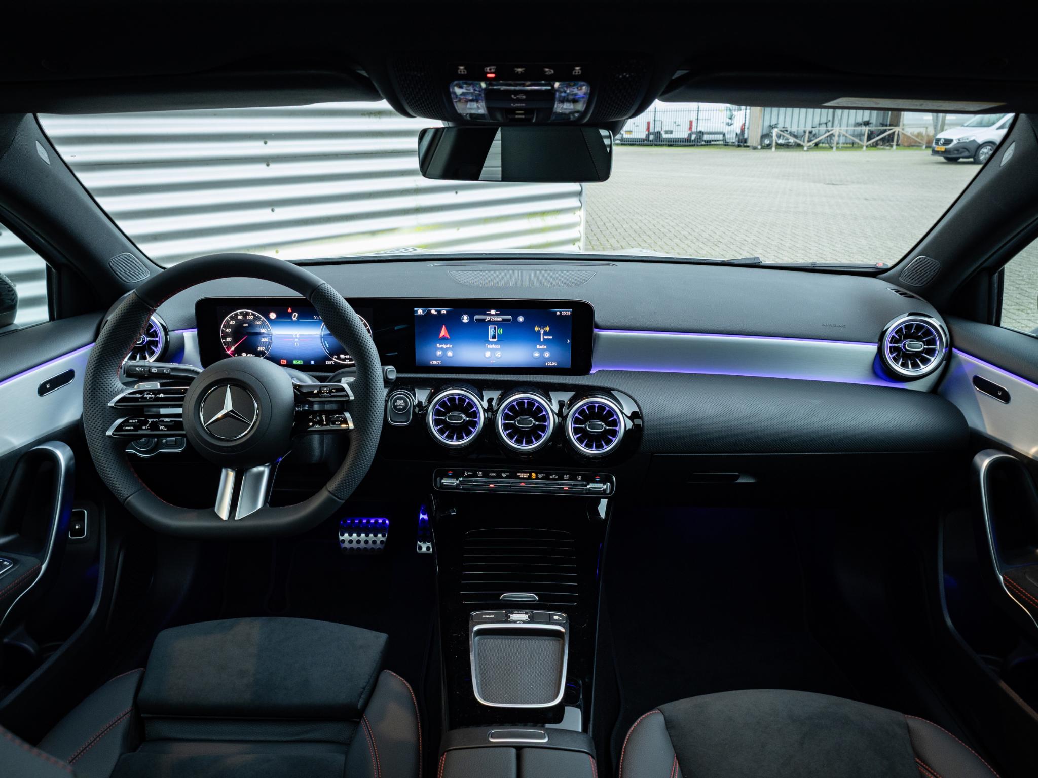 Mercedes-Benz A-Klasse Hatchback 250 e Business Solution AMG - Afbeelding 3