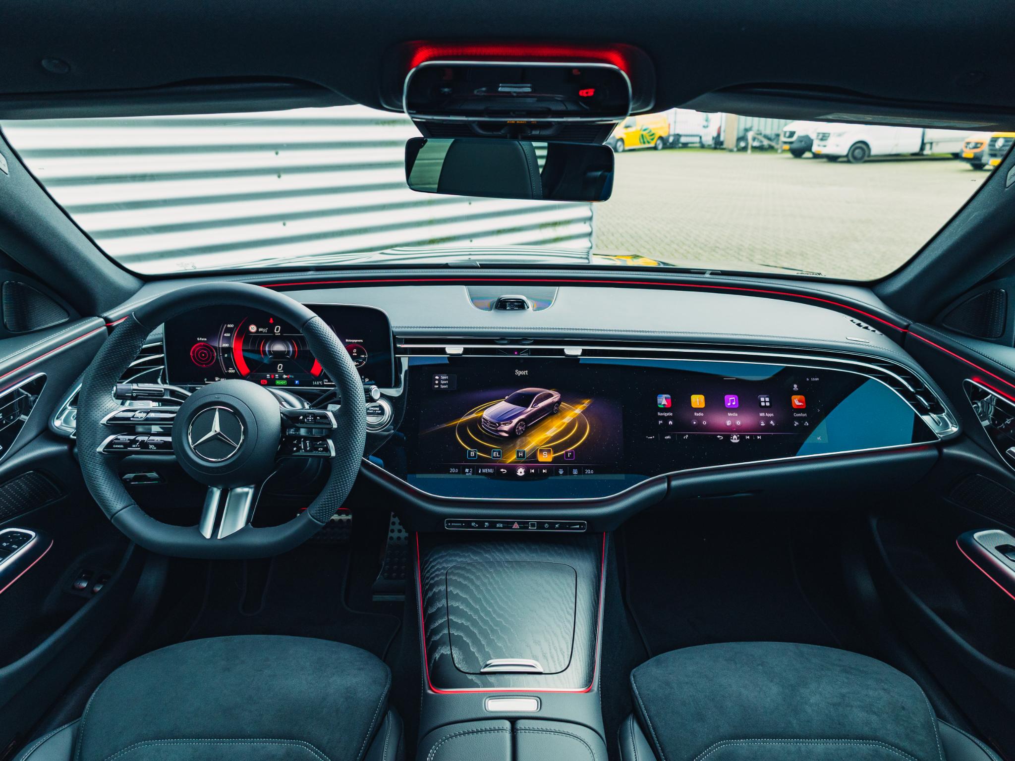 Mercedes-Benz E-Klasse Limousine 300 e Sport Edition - Afbeelding 3