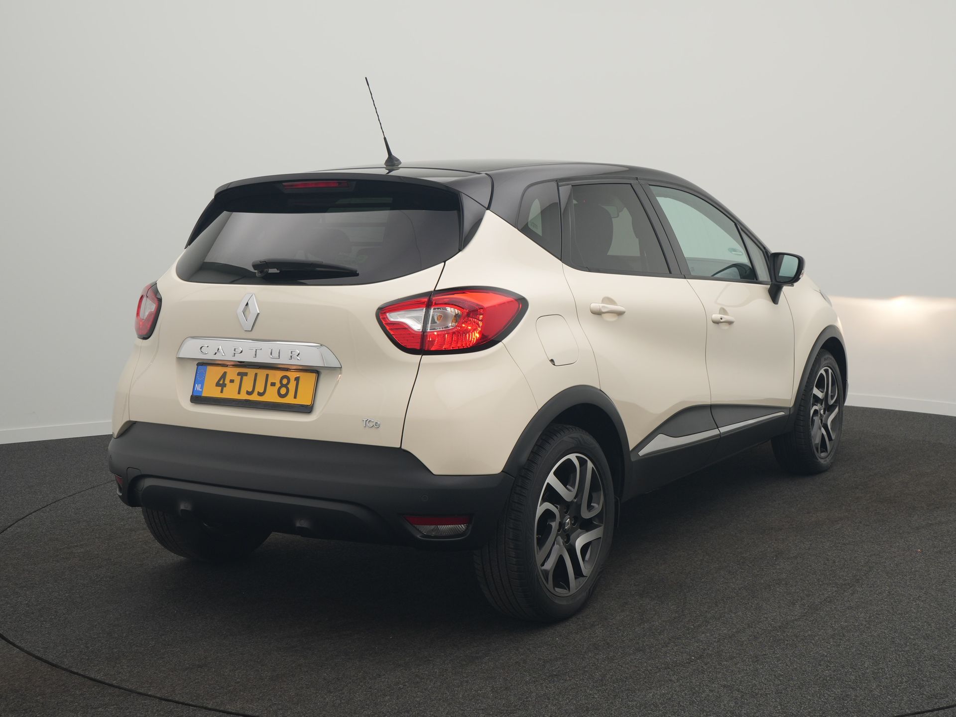 Renault Captur TCe 90 Dynamique - Afbeelding 4