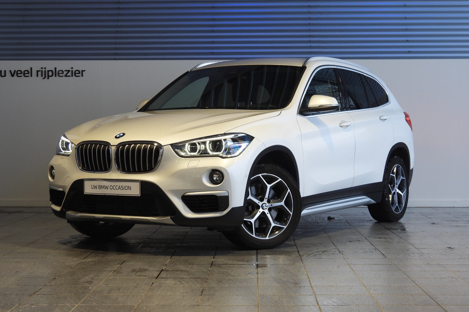 BMW X1 sDrive20i High Executive xLine Automaat