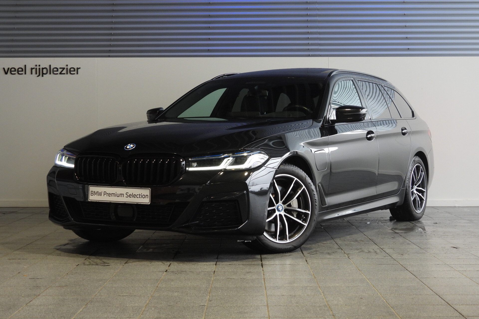 BMW 5 Serie Touring 530e High Executive M Sport Automaat
