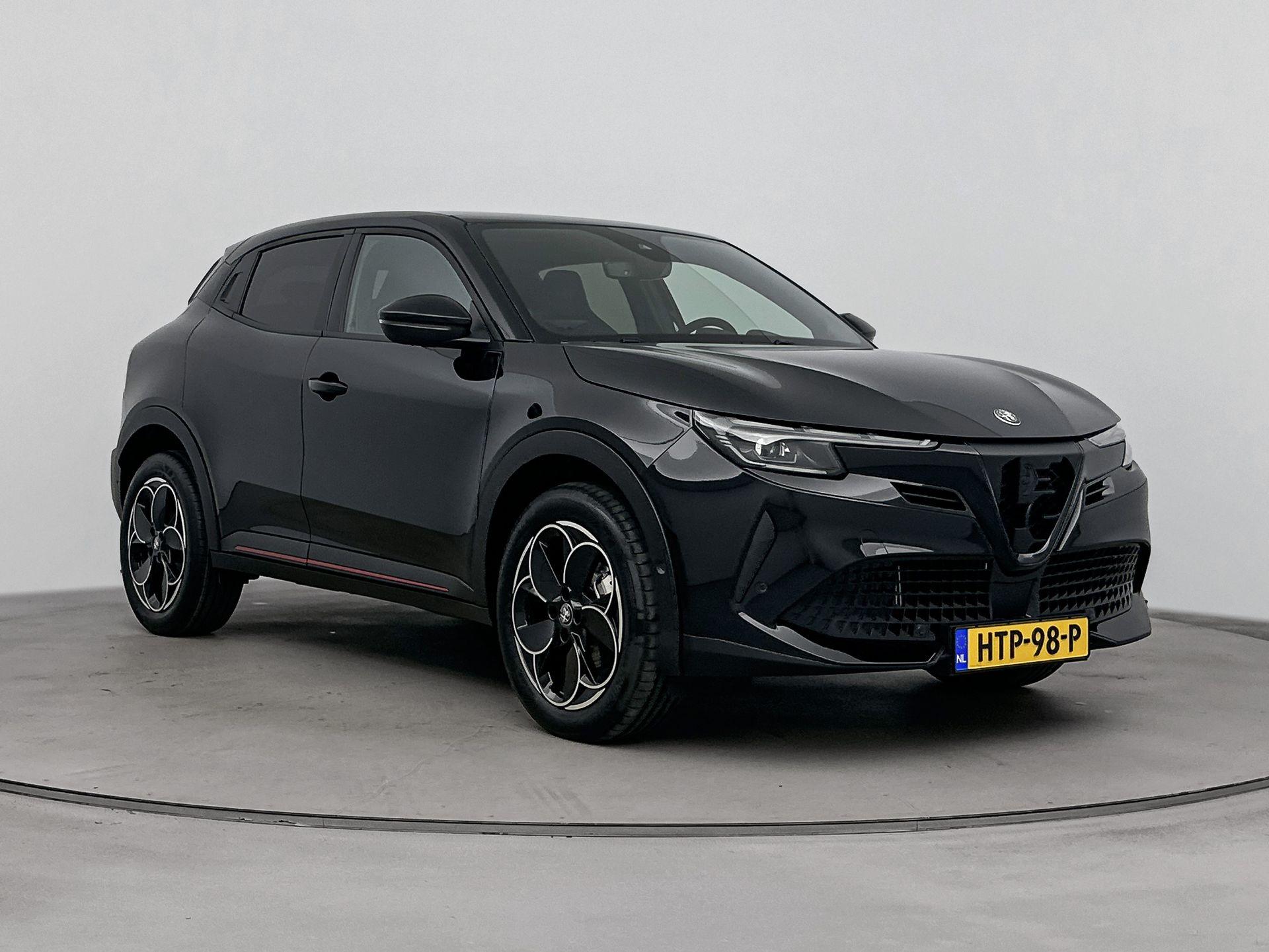 Alfa Romeo Junior 1.2 Turbo Hybrid Ibrida Q4 - Afbeelding 2