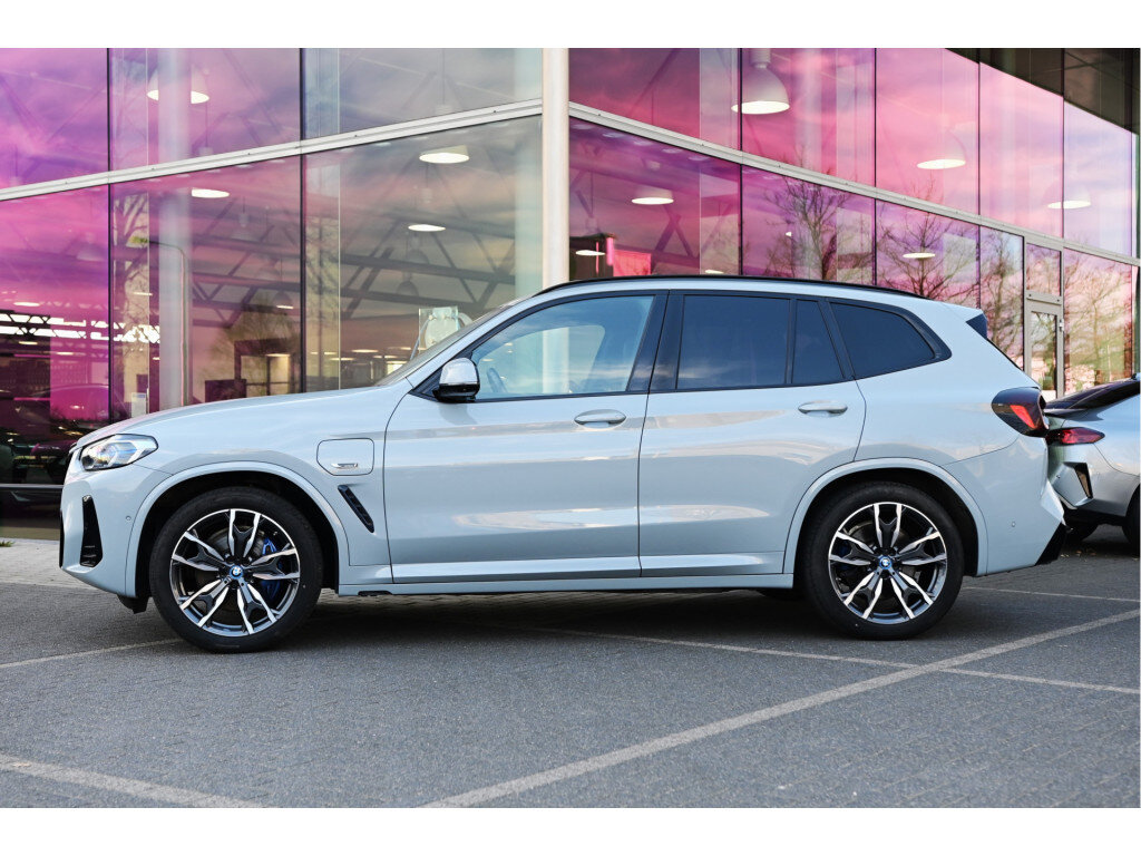 BMW X3 xDrive30e M Sport Automaat - Afbeelding 3
