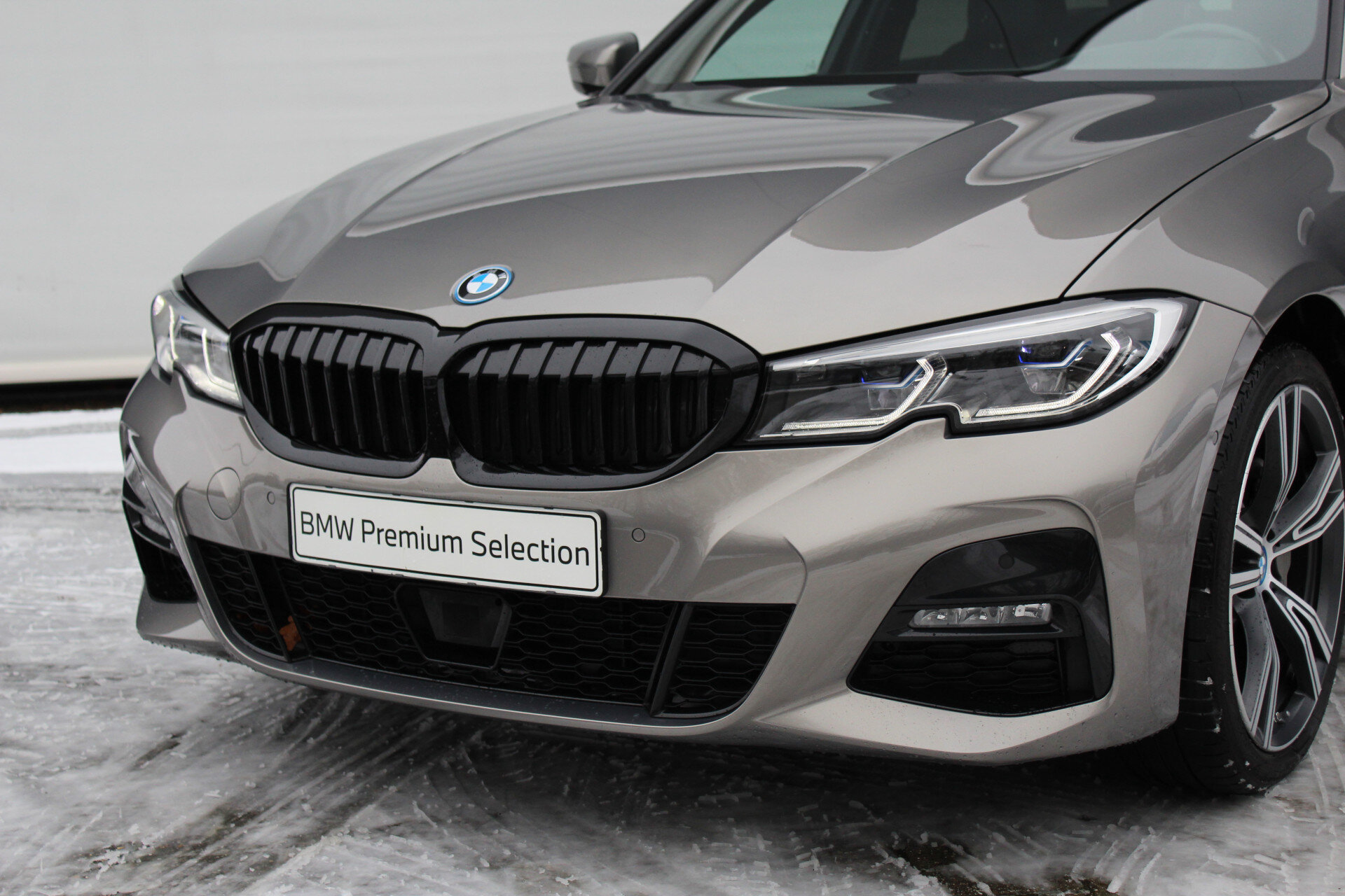 BMW 3 Serie Touring 330e High Executive M Sport Automaat - Afbeelding 5