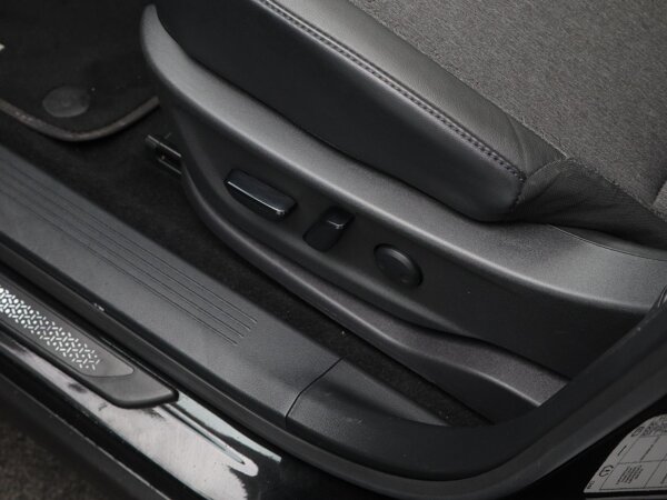 elektrisch verstelbare voorstoel(en)